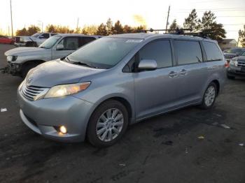  Salvage Toyota Sienna