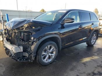  Salvage Toyota Highlander