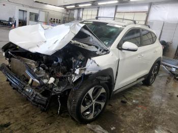  Salvage Hyundai TUCSON