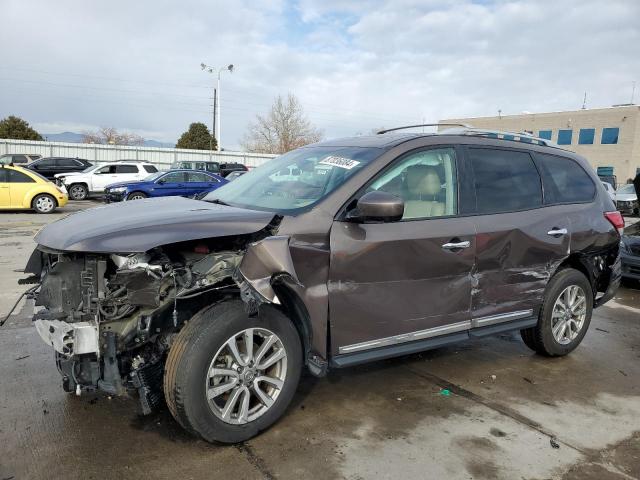  Salvage Nissan Pathfinder