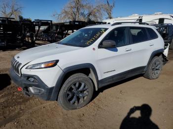  Salvage Jeep Cherokee