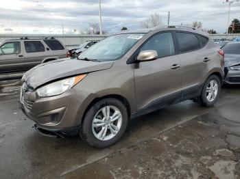  Salvage Hyundai TUCSON