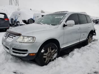  Salvage Volkswagen Touareg