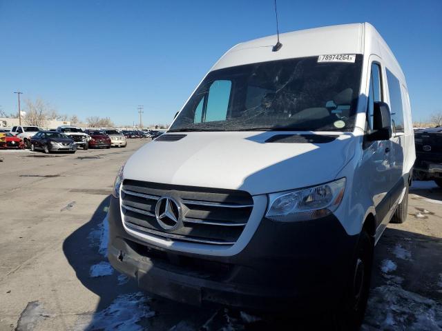  Salvage Mercedes-Benz Sprinter