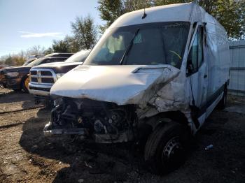  Salvage Mercedes-Benz Sprinter