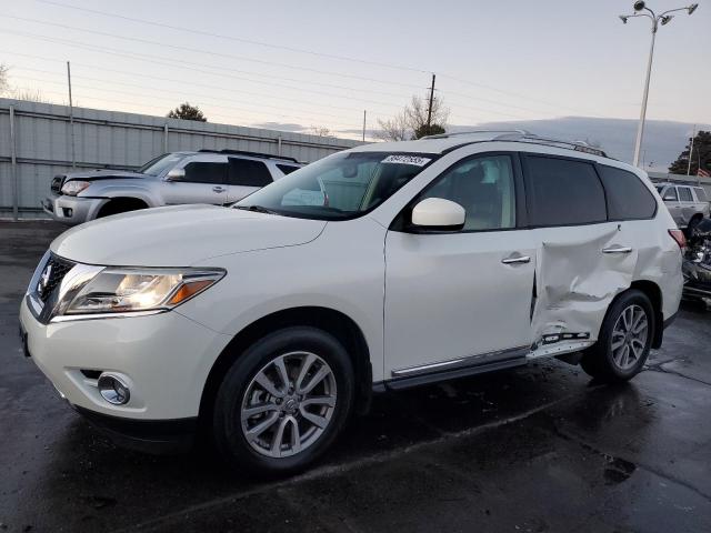  Salvage Nissan Pathfinder