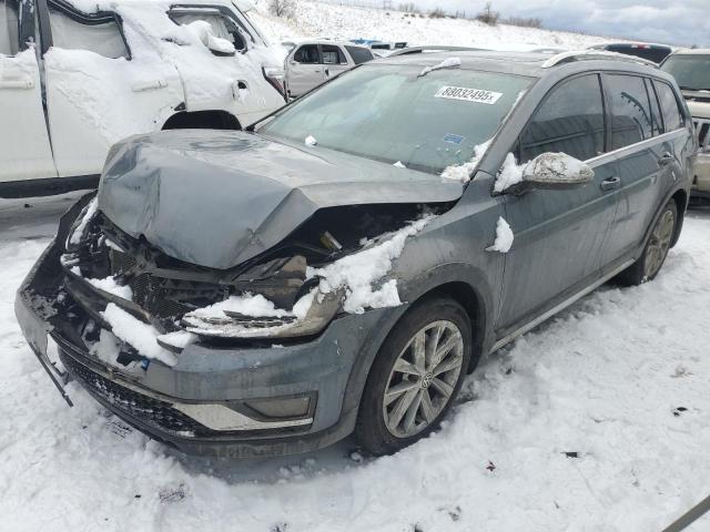  Salvage Volkswagen Golf