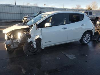  Salvage Nissan LEAF