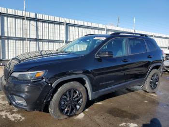  Salvage Jeep Cherokee