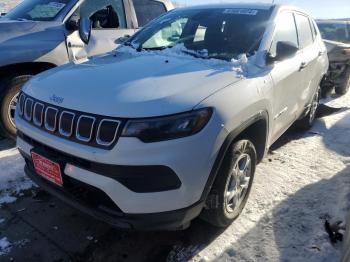  Salvage Jeep Compass