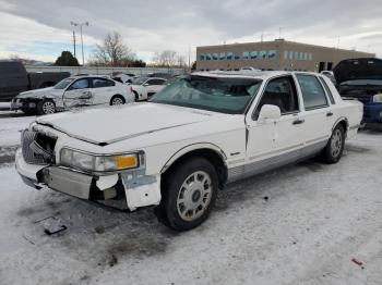  Salvage Lincoln Towncar