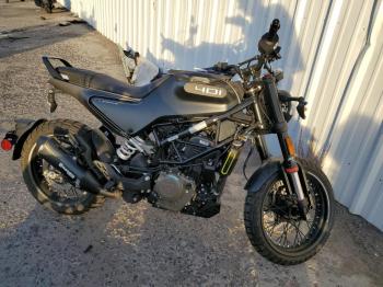  Salvage Husqvarna Vitpilen 4