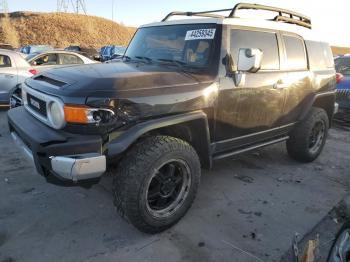  Salvage Toyota FJ Cruiser