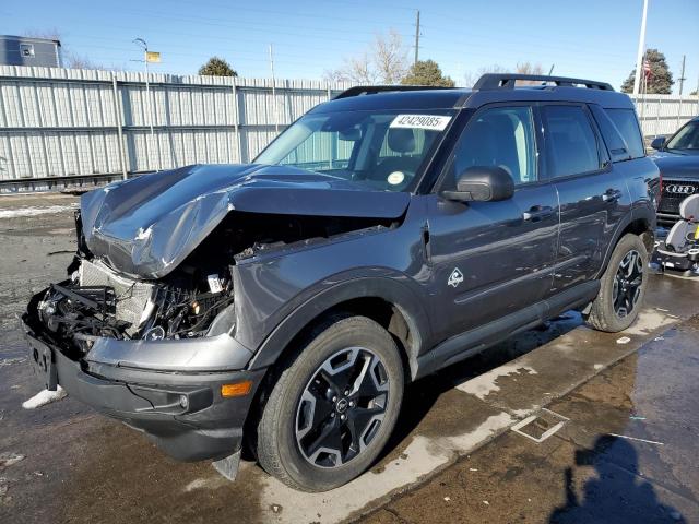  Salvage Ford Bronco