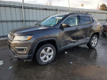  Salvage Jeep Compass