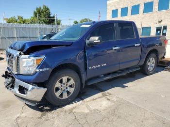  Salvage Nissan Titan