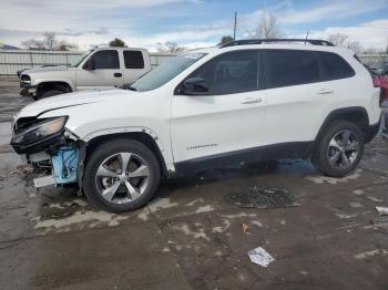  Salvage Jeep Grand Cherokee