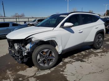  Salvage Hyundai TUCSON