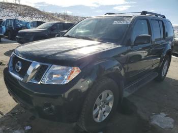  Salvage Nissan Pathfinder