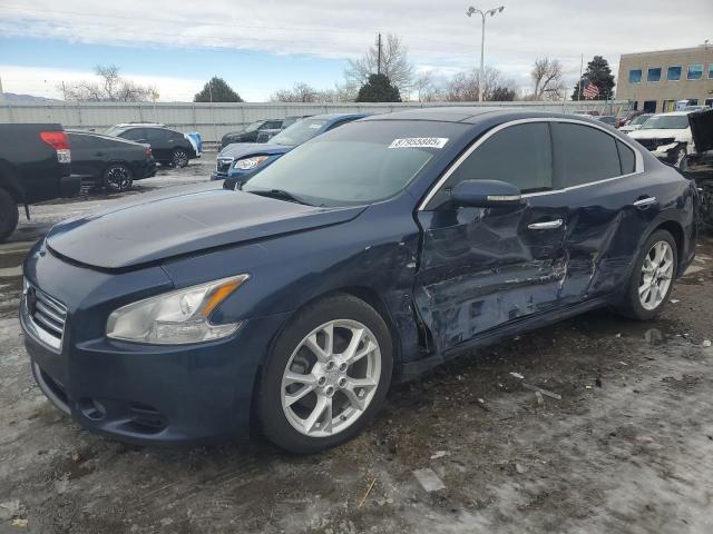  Salvage Nissan Maxima