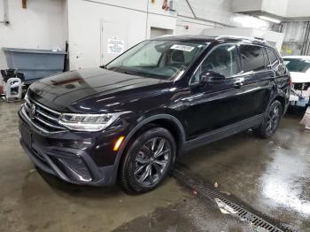  Salvage Volkswagen Tiguan