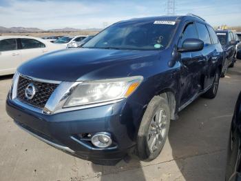  Salvage Nissan Pathfinder