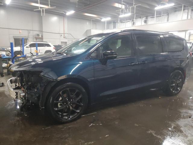  Salvage Chrysler Pacifica