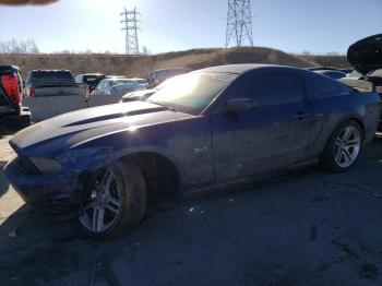  Salvage Ford Mustang