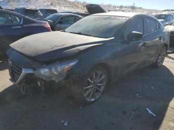  Salvage Mazda 3