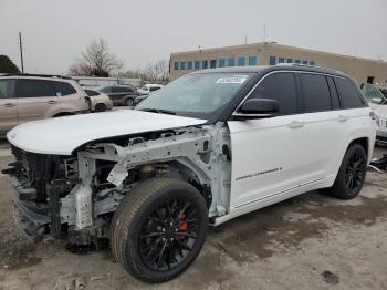  Salvage Jeep Grand Cherokee