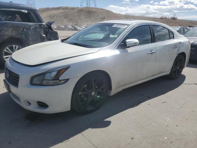  Salvage Nissan Maxima