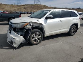  Salvage Toyota Highlander