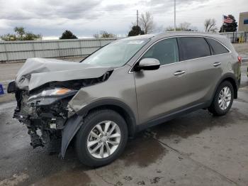  Salvage Kia Sorento