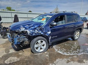  Salvage Jeep Compass