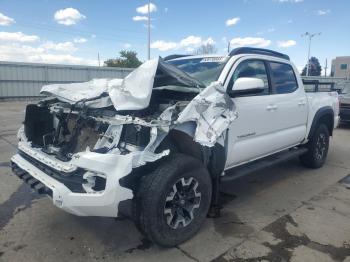  Salvage Toyota Tacoma