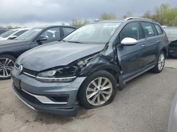  Salvage Volkswagen Golf