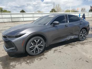 Salvage Toyota Crown Xle