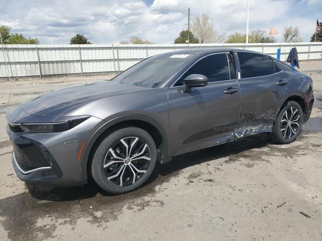  Salvage Toyota Crown Xle