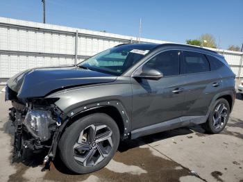  Salvage Hyundai TUCSON
