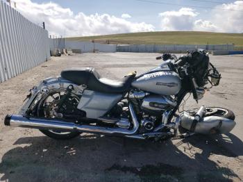  Salvage Harley-Davidson Fl