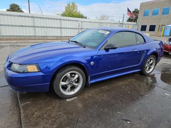  Salvage Ford Mustang