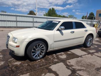 Salvage Chrysler 300