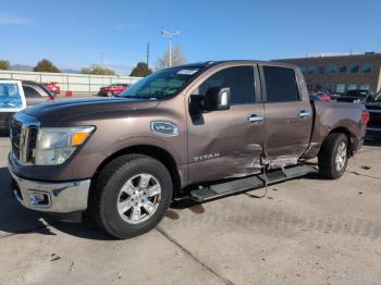  Salvage Nissan Titan