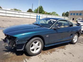 Salvage Ford Mustang