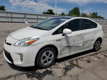  Salvage Toyota Prius