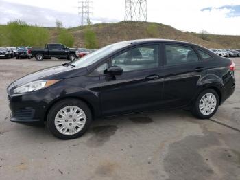  Salvage Ford Fiesta