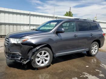  Salvage Toyota Highlander