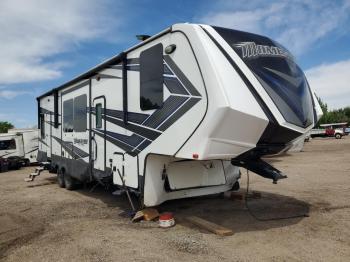  Salvage Grandesign Momentum