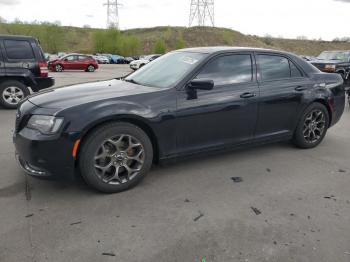  Salvage Chrysler 300