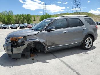  Salvage Ford Explorer